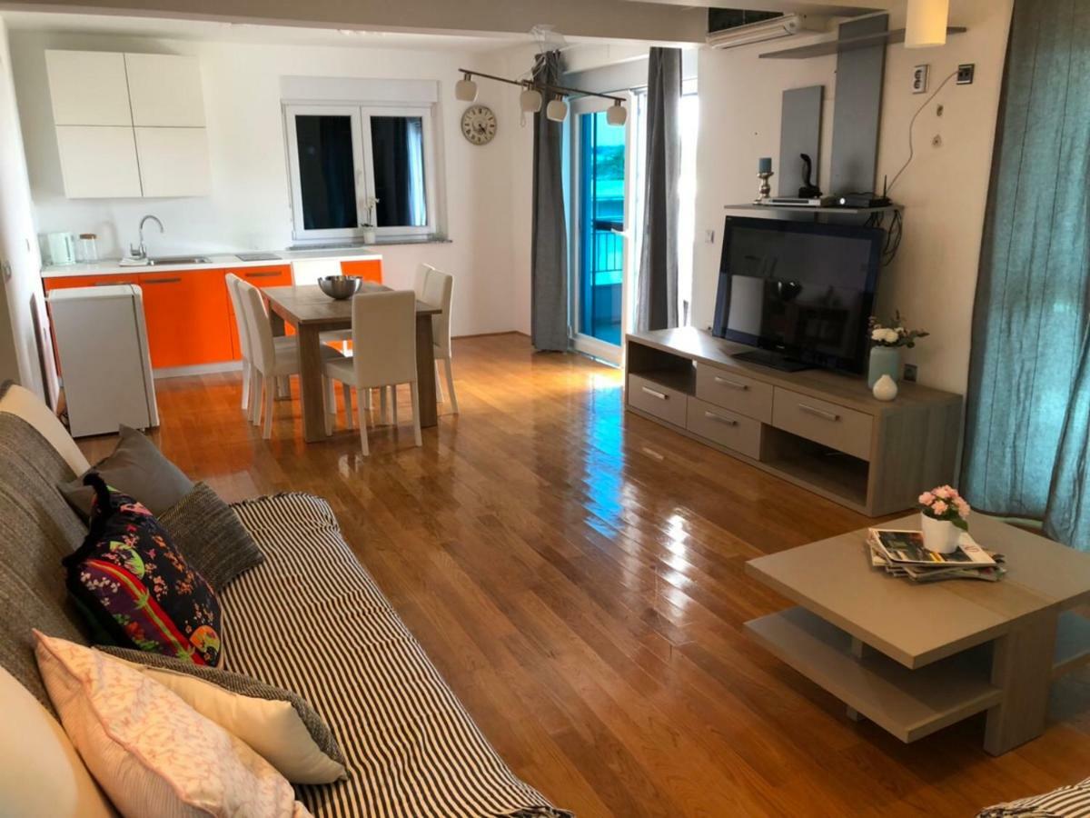 Apartment Nicole Novalja Ngoại thất bức ảnh